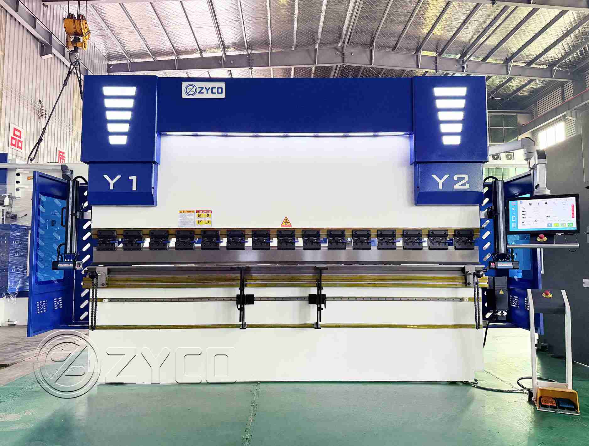 metal sheet bending machine