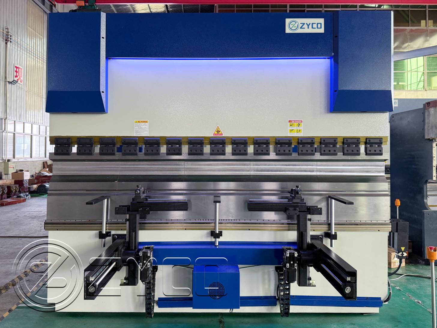Bloc avant de presse plieuse - un choix efficace pour la fabrication de portes