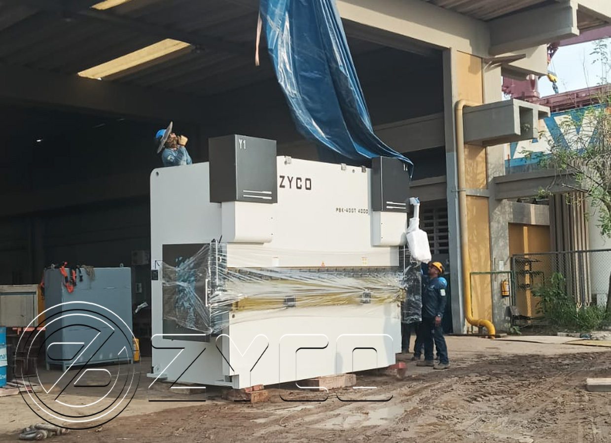 Presse plieuse ZYCO livrée, production imminente